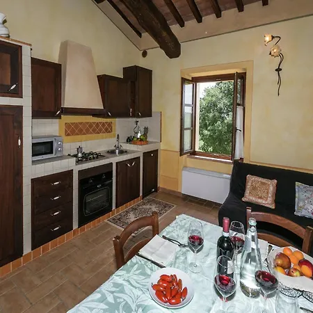 Elegant Only 1 Hour From Rome 度假居