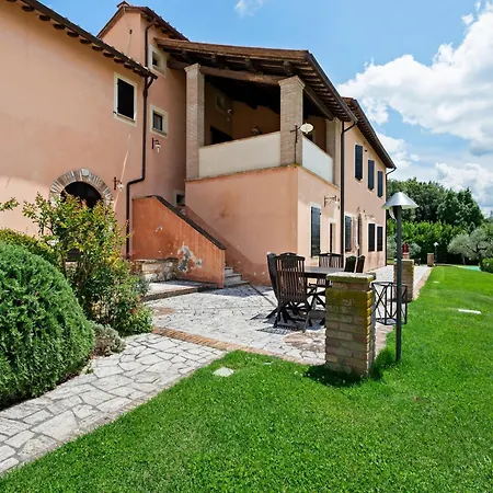 Hébergement de vacances Elegant Only 1 Hour From Rome *